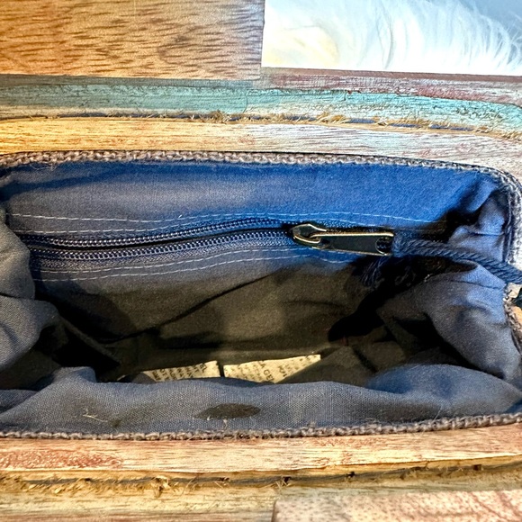 •NWT• chloe and lex charcoal stitched beaded/embroidered celebration clutch - Picture 8 of 12